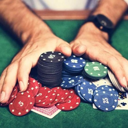 Dealer là nghề gì – 1 nhà phát bài chuyên nghiệp casino châu Á